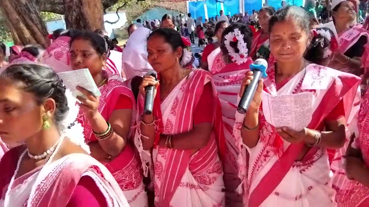 Yeshu ker sath song. Mahila Sangh Rayli, samsera parish. 