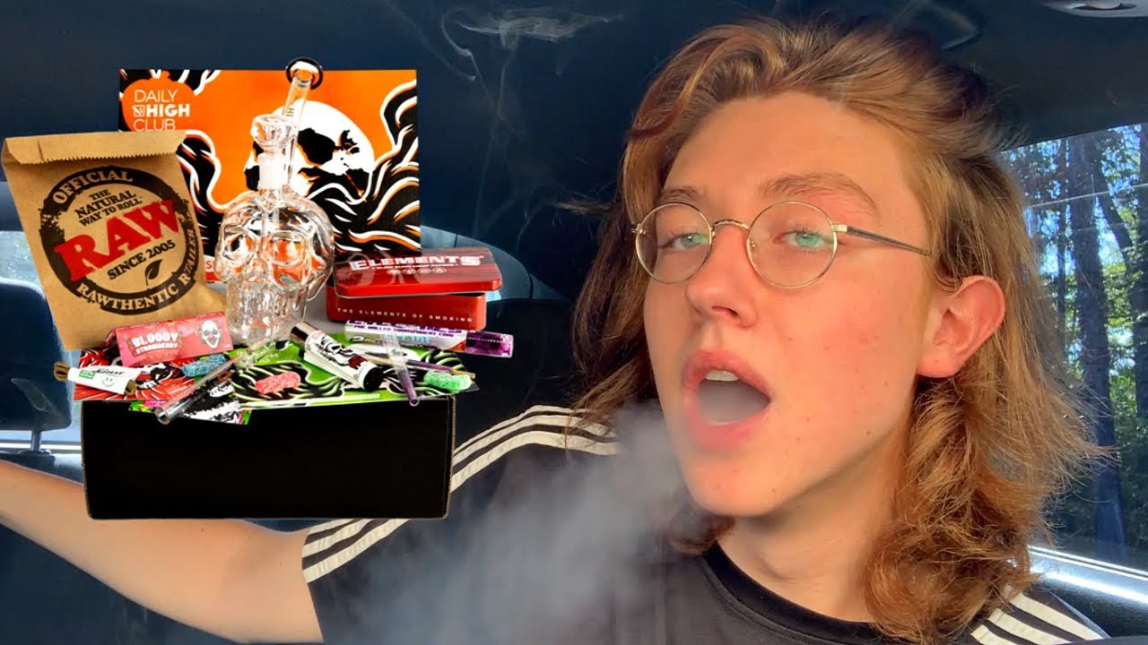 stoner mystery box, daily high club unboxing, smoke sesh, smoking weed, wee...