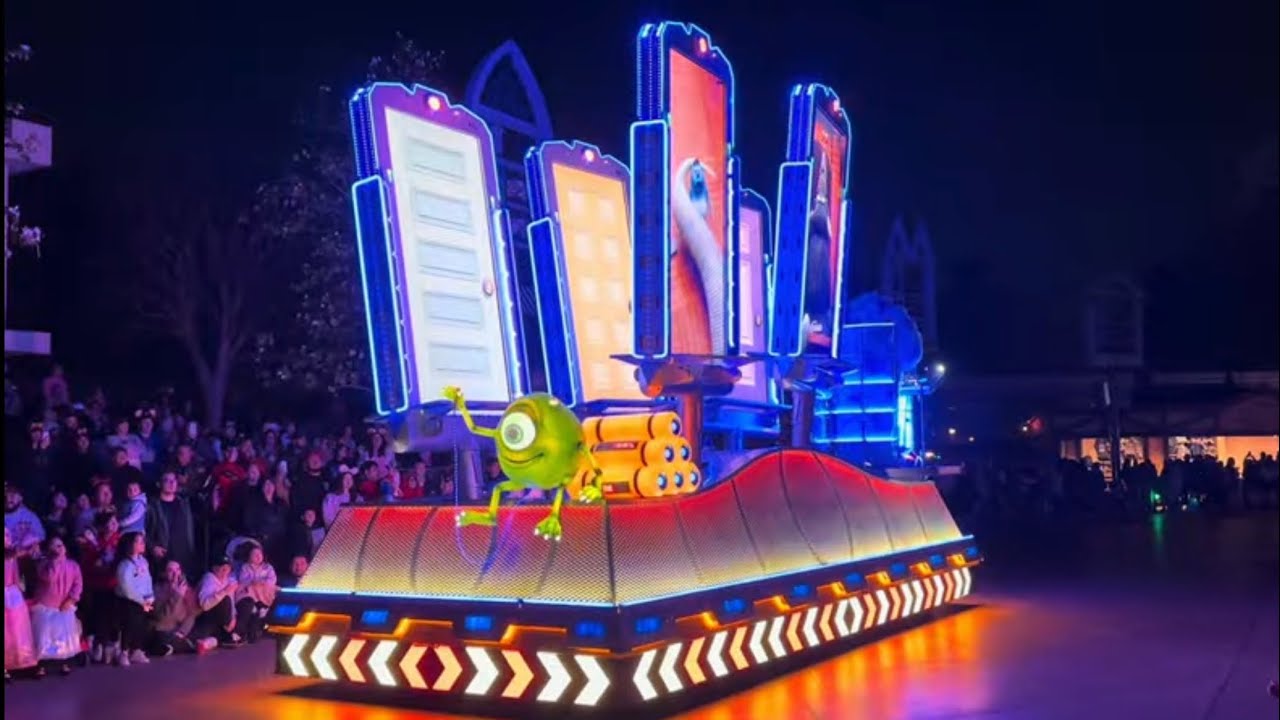 Disneyland Park Paint The Night Parade | February 2026