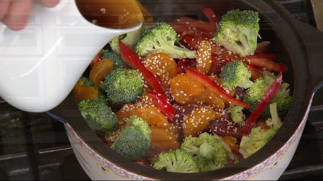 Temp-tations 2.5 quart Round Stove Top Baker with Lid on QVC