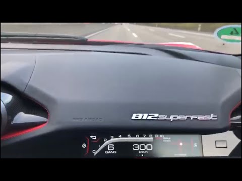 ferrari-812-superfast-300-km/h-acceleration-on-german-autobahn