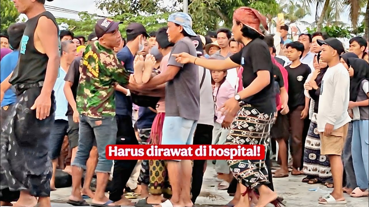 PUKULANNYA FATAL SEKALI Sampai harus dibawa ke hospital 
