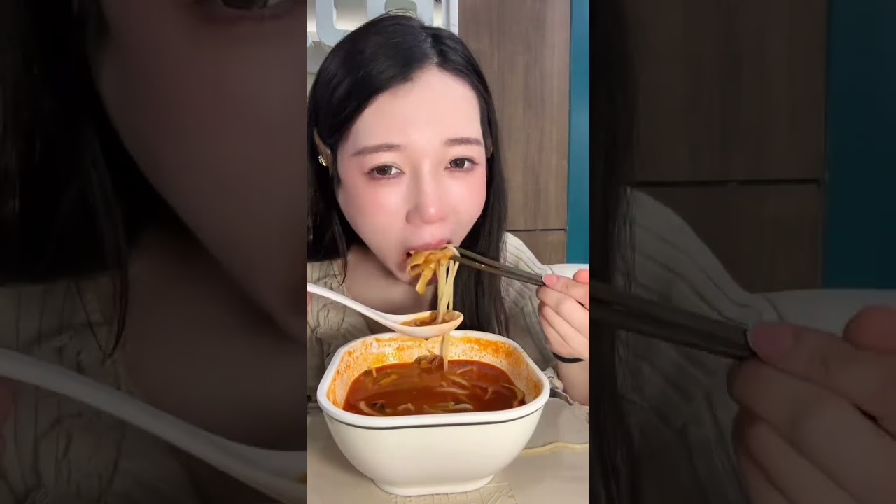 Wei Family Cold Noodles showcases seven kinds of staple foods at once#Enjoy delicious food