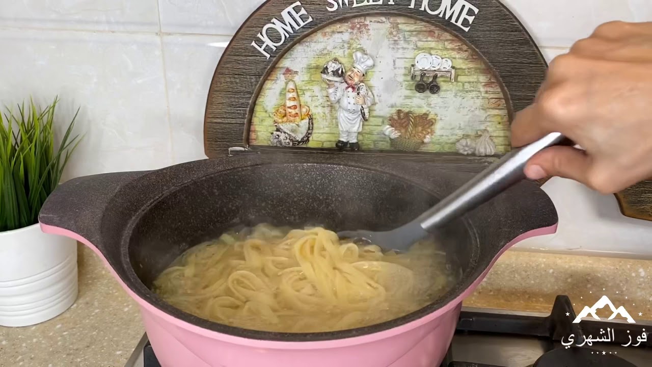 طريقة عمل مكرونة الفيتوتشيني بالدجاج والفطر | فوز الشهري