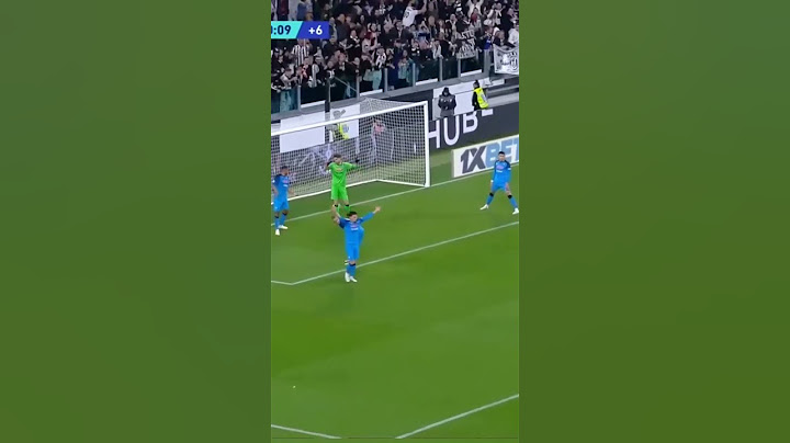 Napoli snatched victory in the match with Juventus in the 93rd minute #juventus #danilo