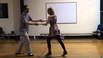 Salsa lesson 4 - 1 and a half right turn, she turns he turns.