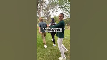 I was born to third wheel