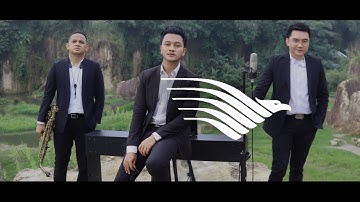 Garuda Indonesia - Kebanggaanku (Remake by Pramugara Helmi, Akha & Muchsin)
