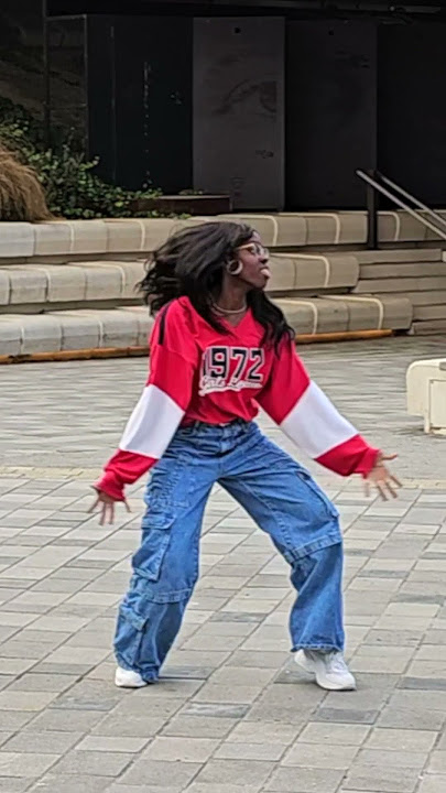 Download lagu 🏴󠁧󠁢󠁥󠁮󠁧󠁿Kpop in Public - SHINee 'Lucifer'!