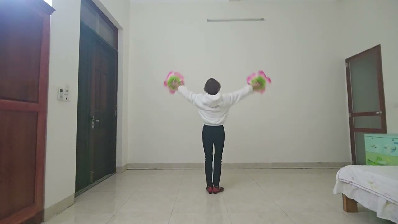 Hướng dẫn chi tiết bài múa hoa: Cùng em đi hội mùa xuân (nhạc dài)/ Phạm Thị Lịch