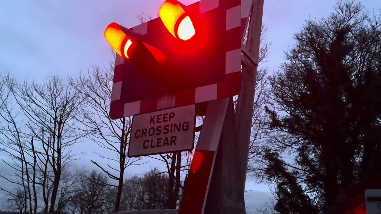 Post Office Lane Level Crossing (06/03/2026)