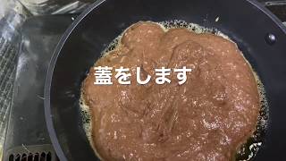 ココア色のパンケーキ