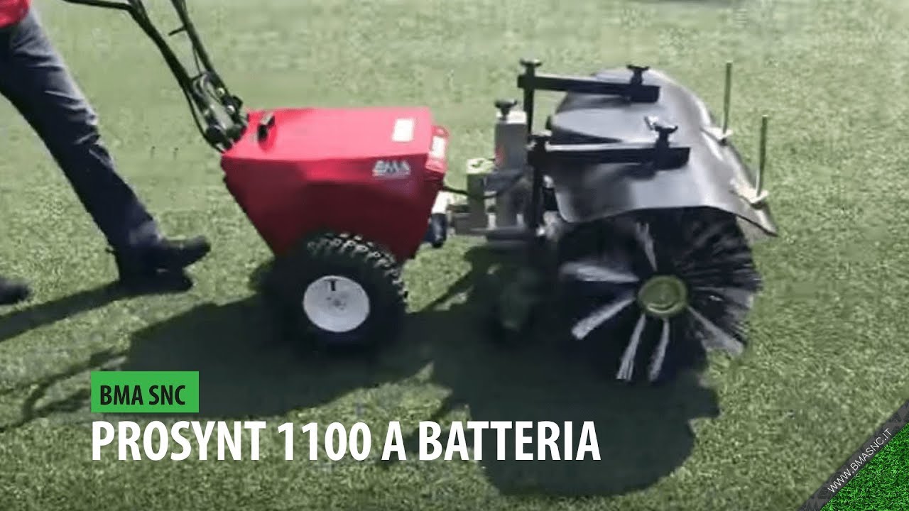 PROSYNT 1100 A BATTERIA - Spazzolatrice elettrica a batteria per la  manutenzione erba sintetica 