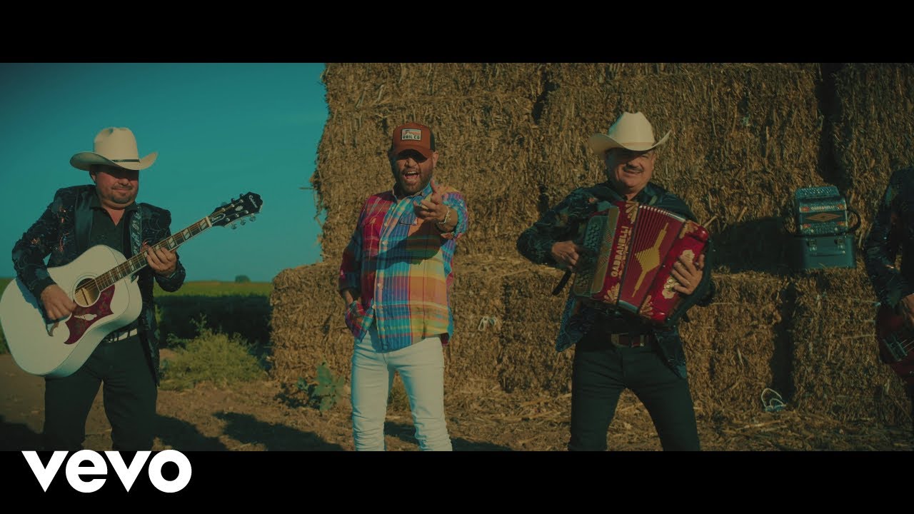 Pancho Barraza, Los Ciclones Del Arroyo - Domingo Corrales