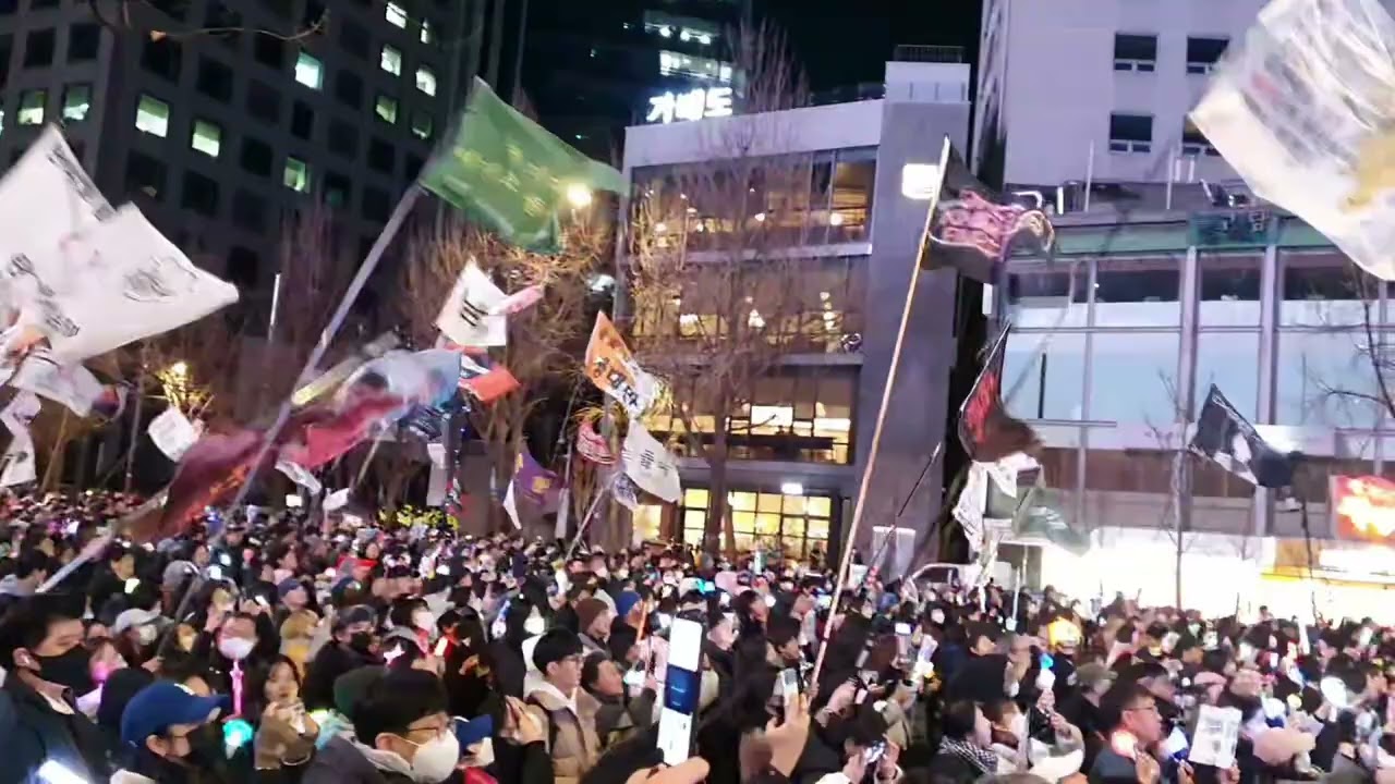 If Spring Comes (봄이 온다면-2025년 1월 25일 토요일 설날 연휴 직전 윤석열 탄핵집회 마무리)