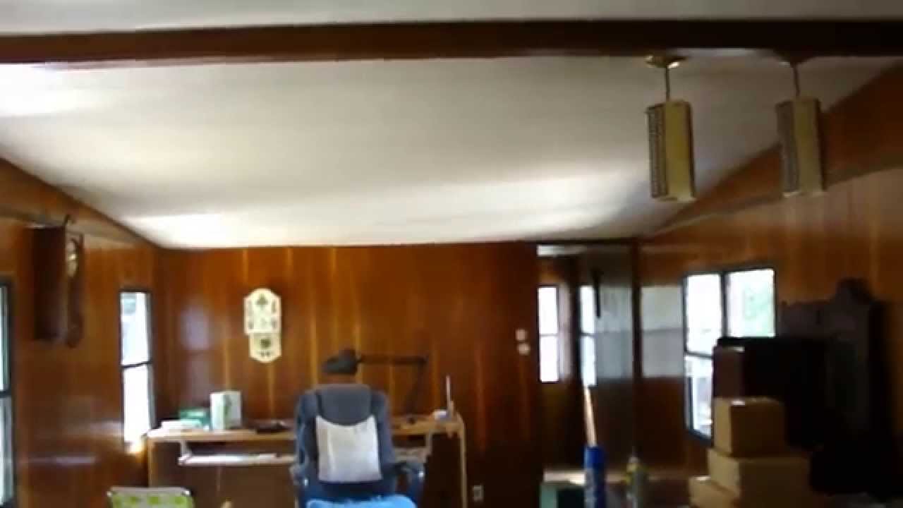 urban exploring - abandoned Mobile Home in Wi