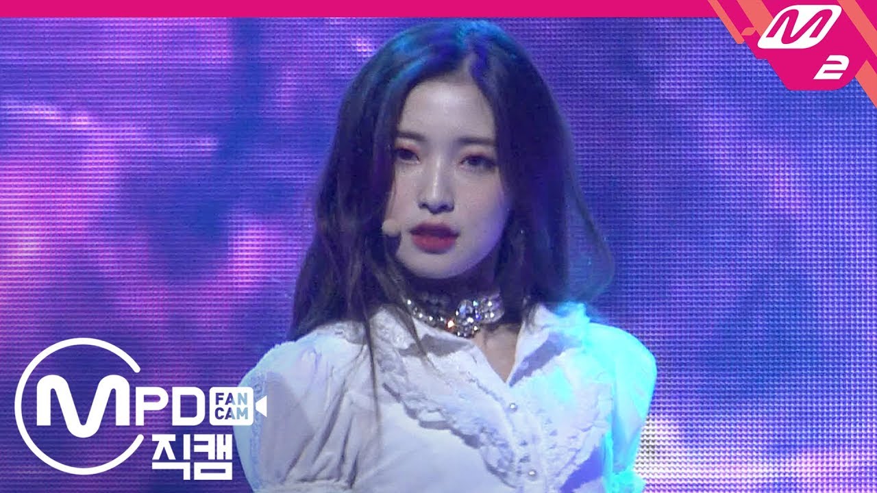 [MPD직캠] 오마이걸 아린 직캠 4K 'Twilight' (OH MY GIRL ARIN FanCam) | @퀸덤_2019.10.24