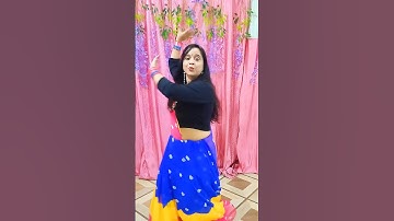 Joom joom #aishwaryamajmudar #garba #navratri#joom #navratrispecial #youtube #shorts #dance #dancer