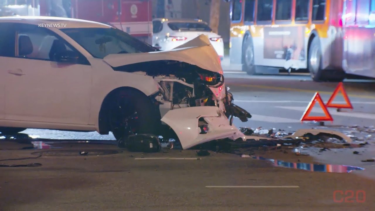 Metro Bus Totals Car | C20 Clips