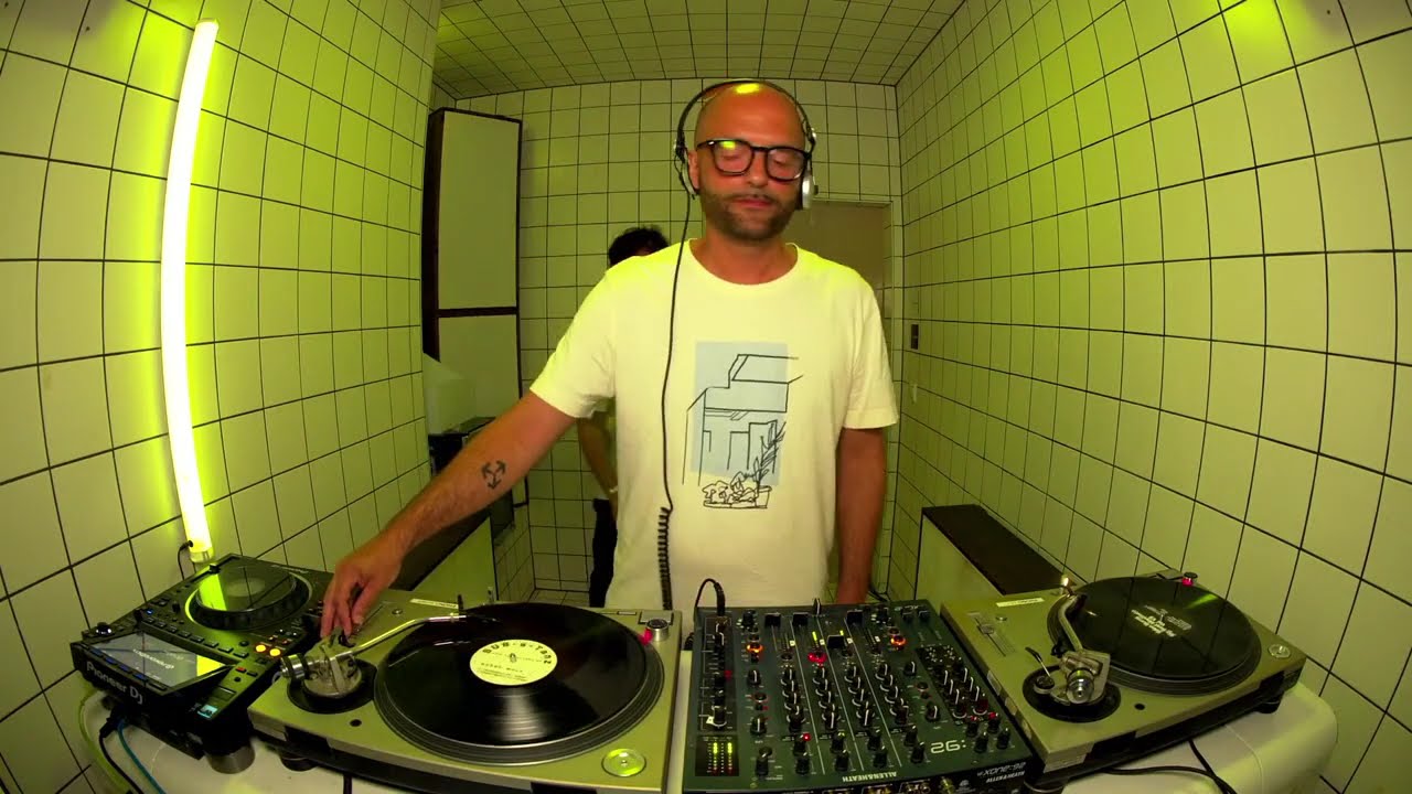 Melcure - Felipe Valenzuela B2B Dani Casarano | HÖR - July 3 / 2024