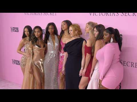 Pink carpet at the 2026 Victoria's Secret fashion show | Additional footage of the models' arrivals