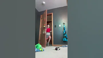 Ding Dong Open Up The Door 