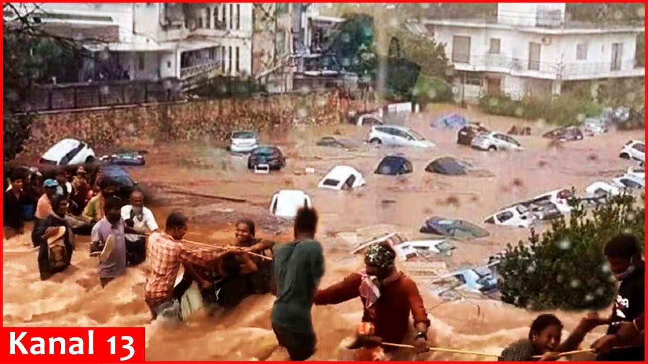 Heavy flood in Iranian city of Mashhad: 7 dead, many injured