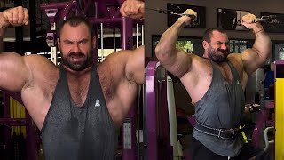 Russian IFBB Pro bodybuilder Mikhail Maslov - Arms Workout