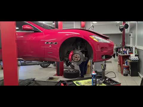Из чего сделан  Мазерати Granturismo и почему все так дорого?