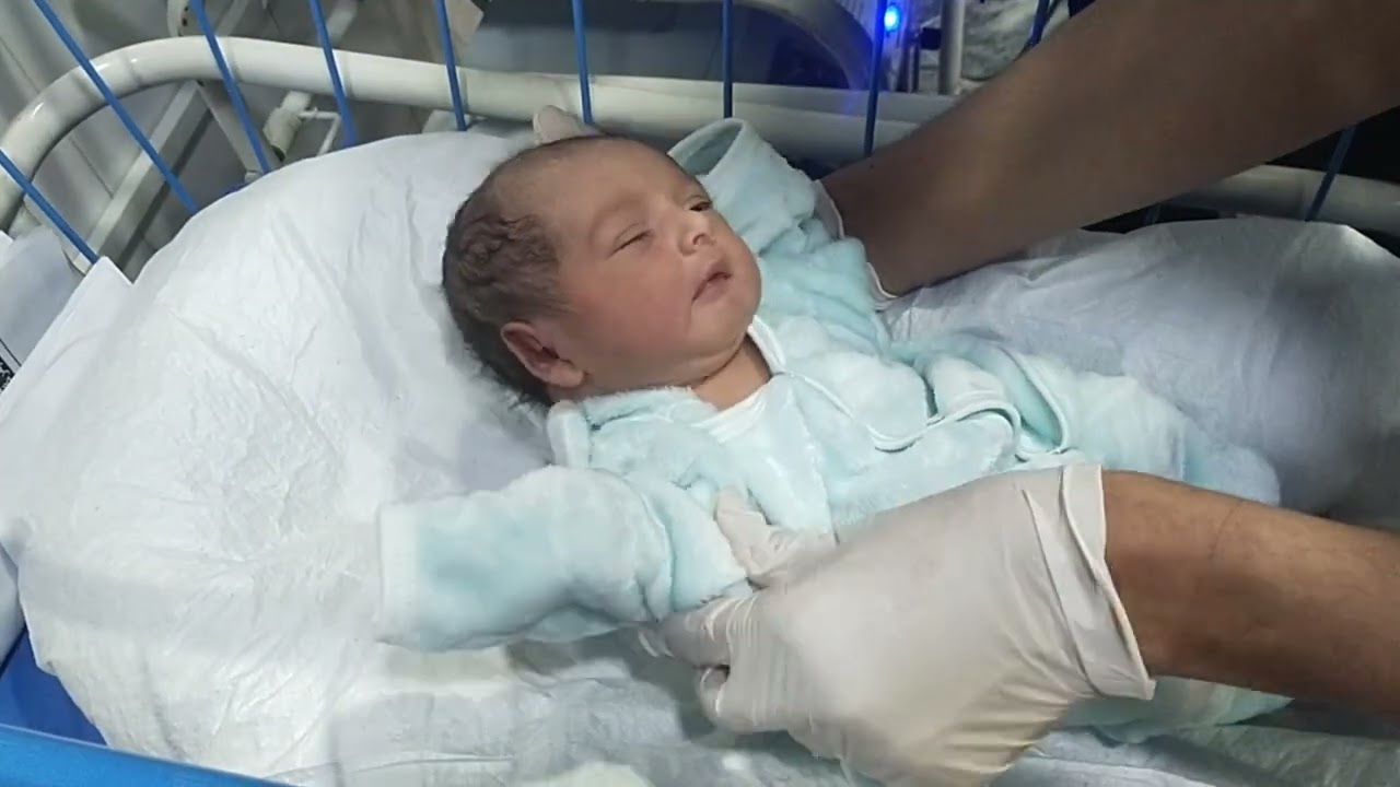 Adorable Baby Going Home for the First Time 🏡😙😍 | Sweet Hospital Discharge Moments #GoingHome 