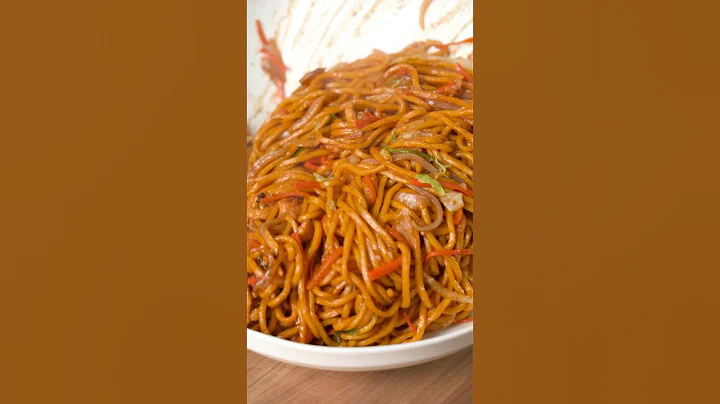 CHICKEN LO MEIN just like Chinese Takeout!