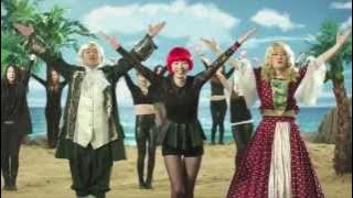 筷子兄弟-优酷出品小苹果官方MV [Little Apple Official Music Video]（电影《老男孩之猛龙过江》宣传曲）