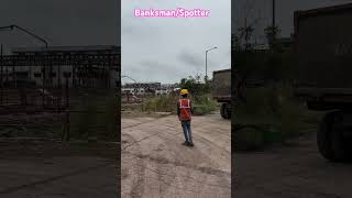 How you deploy Banksman/Spotter for your heavy vehicle #constructionsafety #construction  #safety