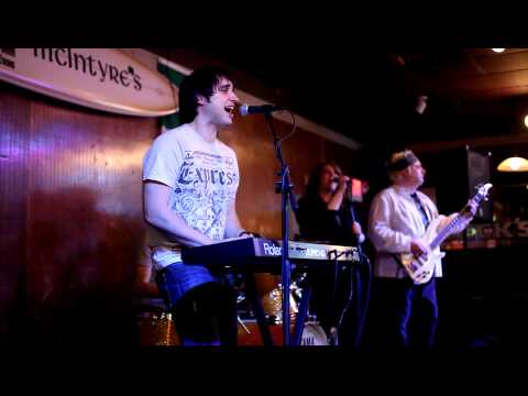 Winding River - "Convertible Baby" live at McIntyr...