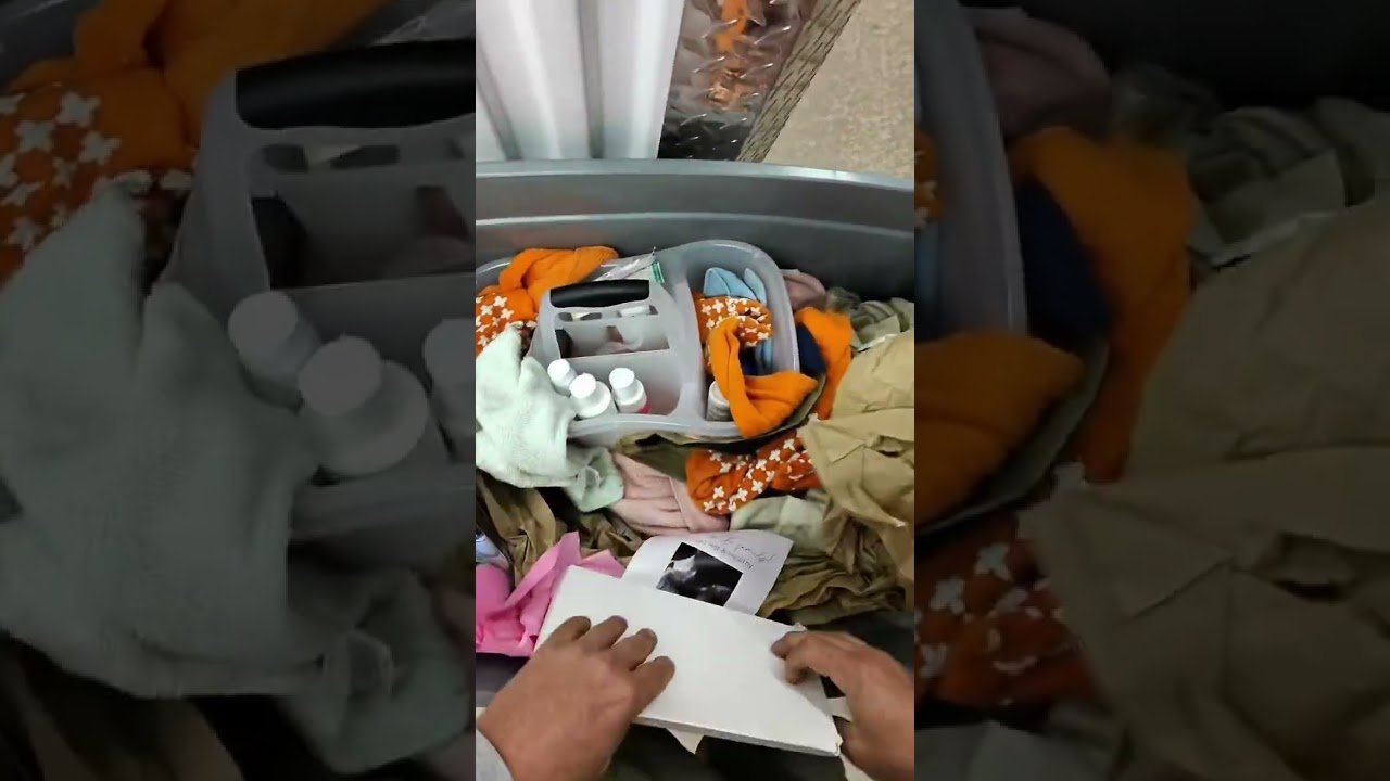 Я купил 16 складских помещений за один день 