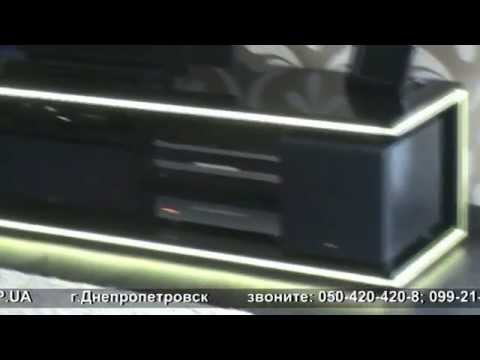 красивая высокоглянцевая тумба для телевизора и аудио