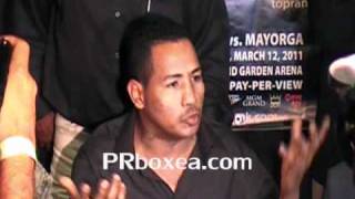 Ricardo Mayorga y Miguel Cotto hablan antes de la Conferencia de Prensa en PR