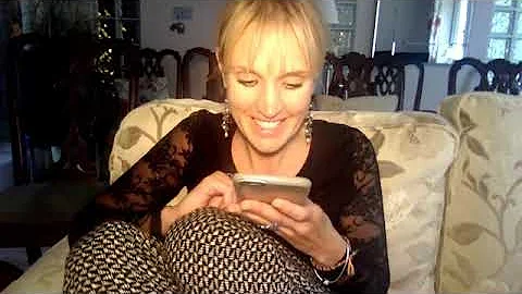 Lisa  Cairns -  About talking (call-in) to Lisa on the Live Stream (June 2016)