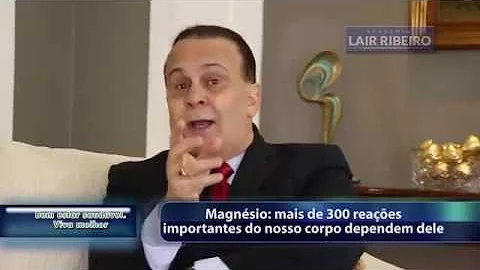 Como ocorre a reabsorção e deposição de cálcio nos ossos?