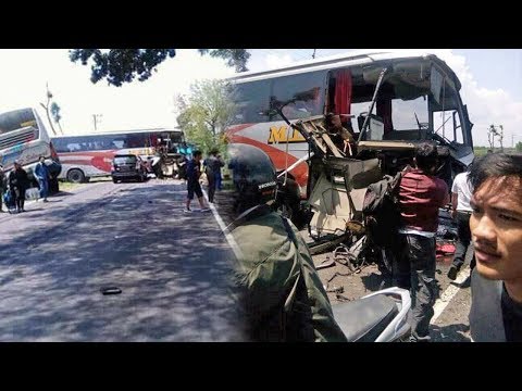 Video Laka Beruntun Libatkan 3 Bus yang Terkenal Ugal-ugalan di Ngawi, Bus Ringsek Hingga Terperosok