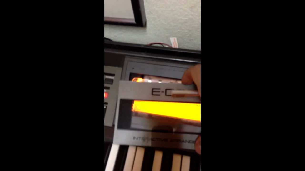 Roland E-09 LCD Fix - YouTube