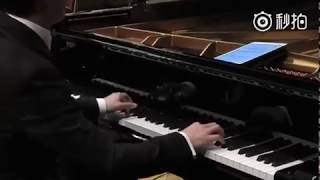 Yundi Li Conduct & Play Chopin concert No.2 (a part) part 1