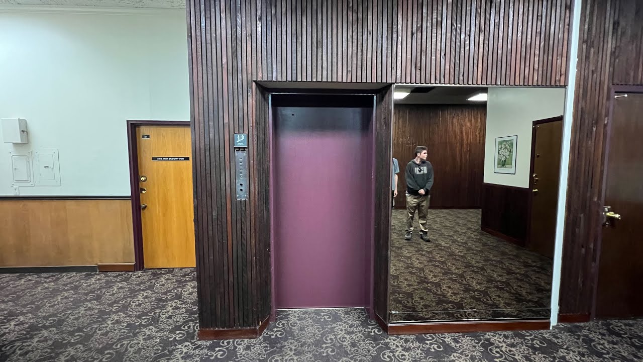 Evanston, IL: Epic Hydraulic Elevator with CJ Anderson Buttons at The Davis Street Office Building