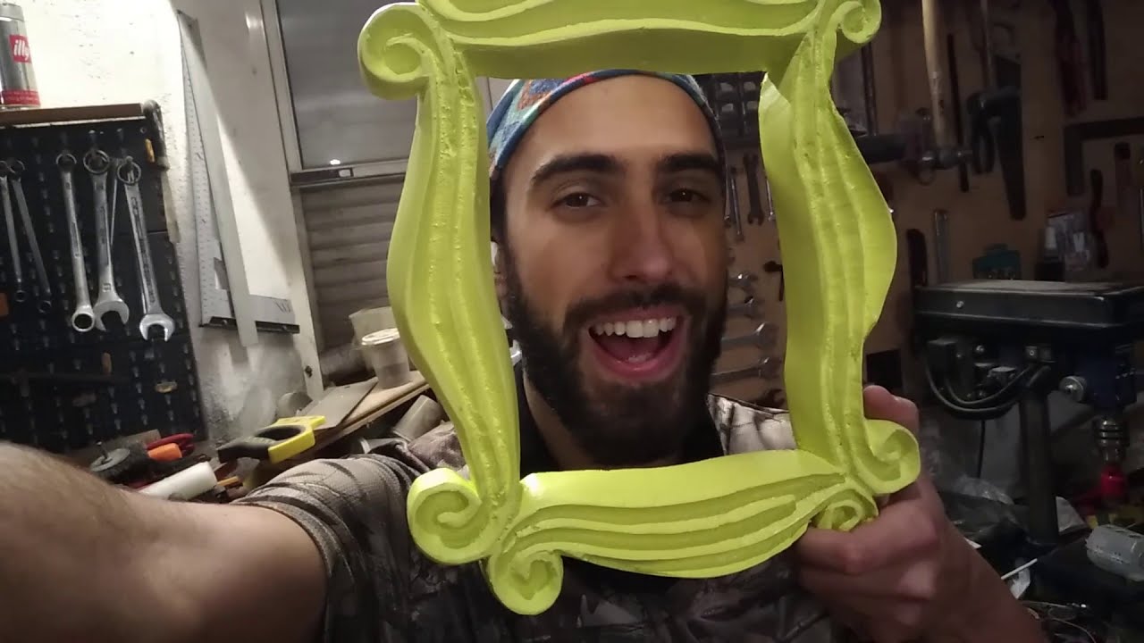 DIY "friends" tv show peephole frame