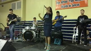Video thumbnail of "Zuleyka Barreiro Desde Juncos Puerto Rico "Aguanta Un Poco Mas""