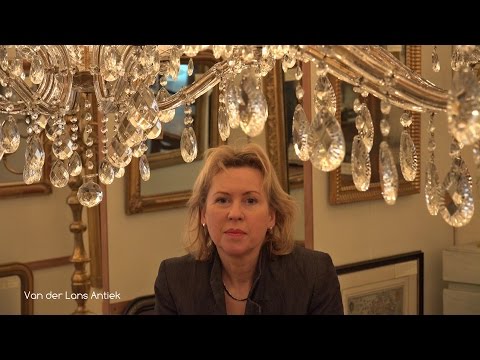 Video: Retro Lampen (53 Foto's): Antieke Houten Kroonluchters En Modellen In De Vorm Van Fakkels En Kaarsen In Vintage Stijl