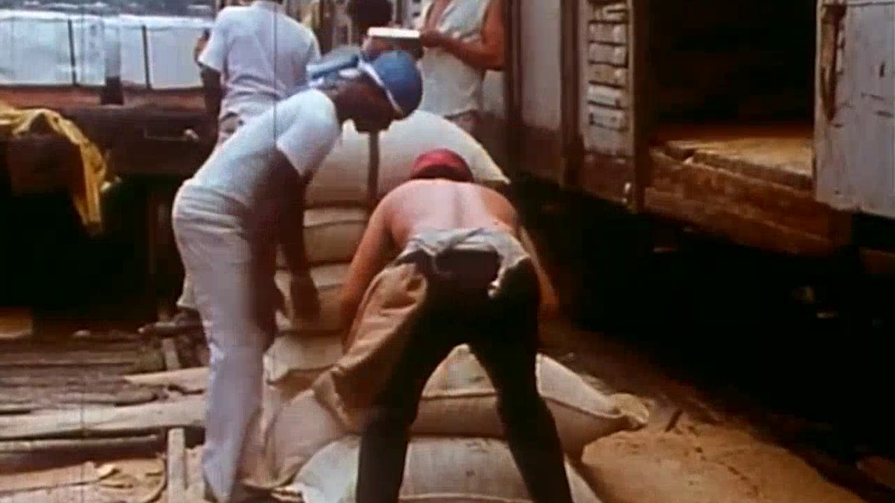 HOW IT'S MADE: Hershey's Chocolate (720p HD) 