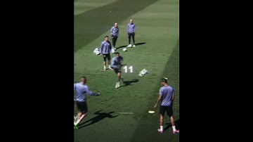 Thumbnail of Real Madrid Play One Touch Football 🤯🤯