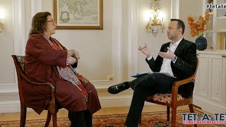 Η ΜΑΡΙΑ ΦΑΡΑΝΤΟΥΡΗ ΜΙΛΑΕΙ ΓΙΑ ΤΟΝ ΜΙΚΗ ΘΕΟΔΩΡΑΚΗ ΚΑΙ ΤΟΝ ΜΑΝΟ ΧΑΤΖΙΔΑΚΙ