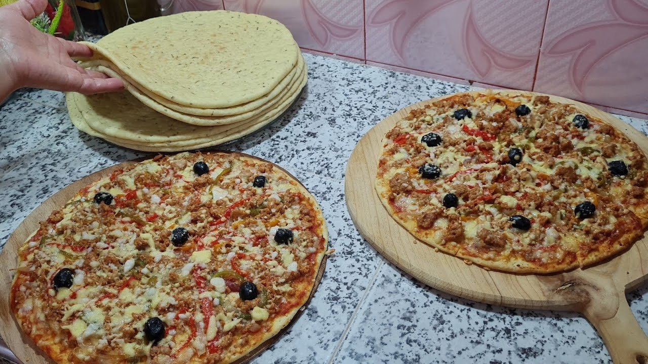 سر باش تحضري عجينة البيتزا 😋👌او تحتافضي بيها فالمجمد باش تهناي منها فرمضان🌙
